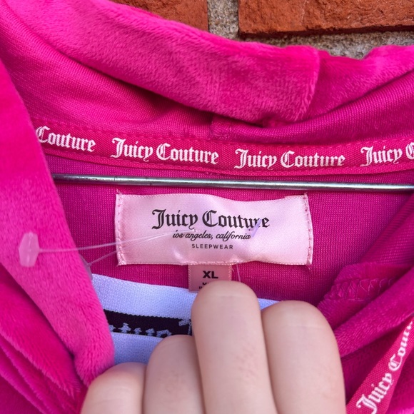 Juicy Couture velour tracksuit - Picture 5 of 11